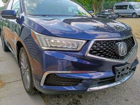 Used 2017 Acura MDX SH-AWD w/ Technology Package image 2