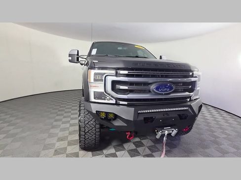 Used 2021 Ford F250 Platinum w/ FX4 Off-Road Package AWD/4WD image 51