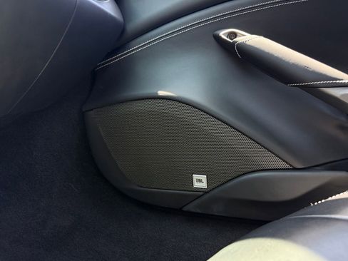 Used 2016 Ferrari 488 GTB RWD image 32