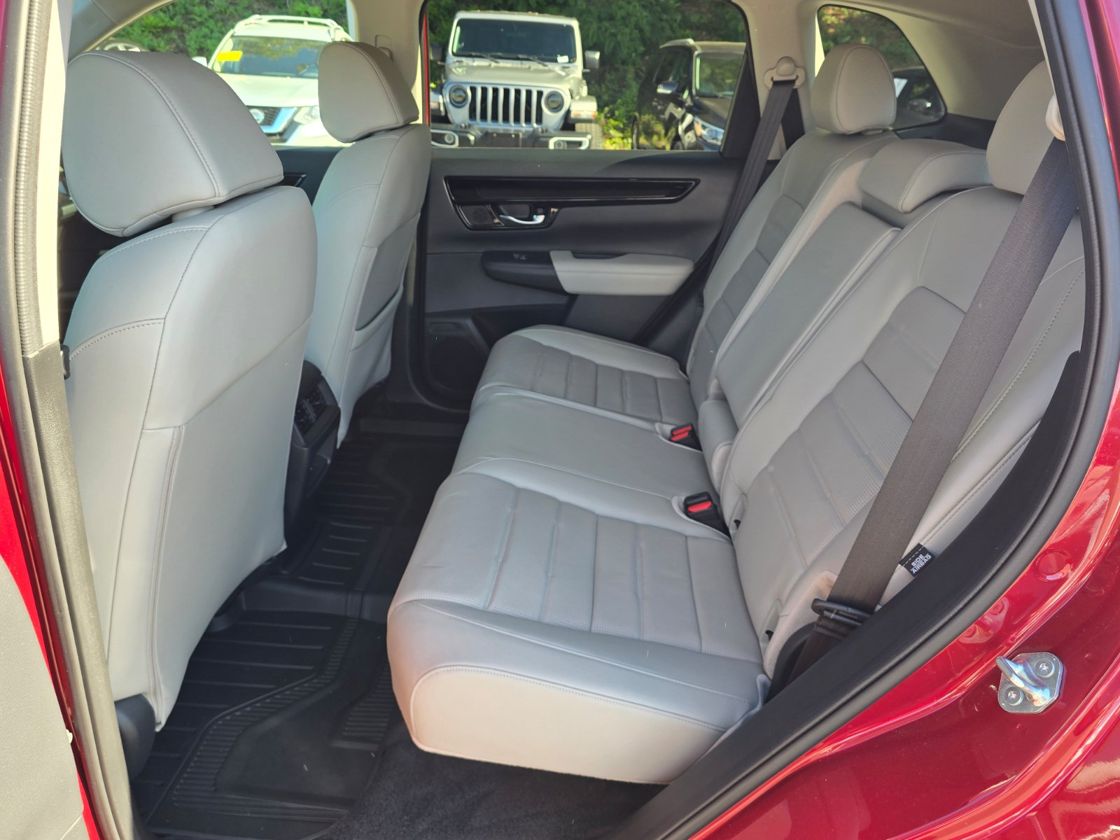 Used 2025 Honda CR-V EX-L image 12