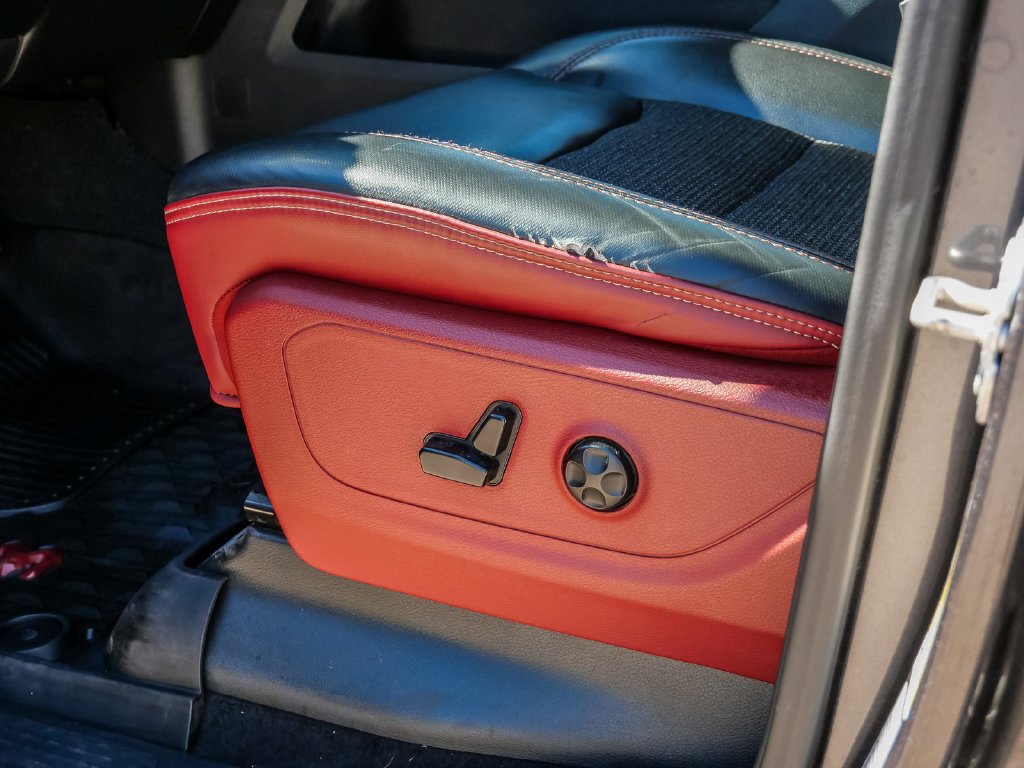 Used 2019 RAM 1500 Rebel w/ Rebel Level 2 Equipment Group AWD/4WD image 32