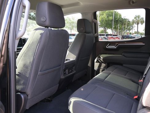 Used 2024 Chevrolet Silverado 1500 RST w/ Z71 Off-Road Package image 30