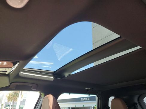 New 2026 Mitsubishi Outlander SEL image 24