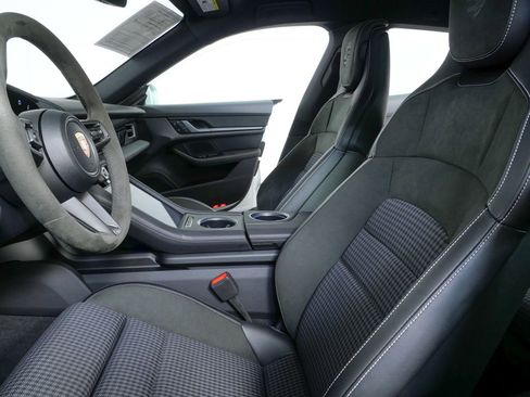 Certified 2025 Porsche Taycan 4S AWD/4WD image 5