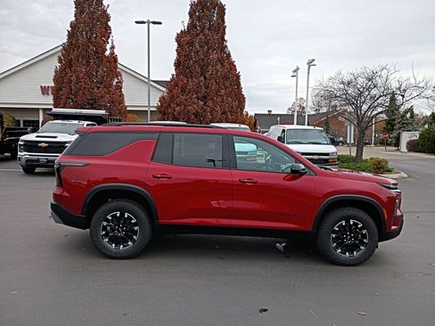 New 2026 Chevrolet Traverse Z71 w/ Driver Confidence Package image 10