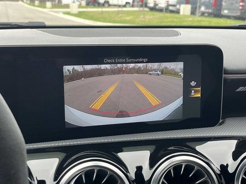 Certified 2020 Mercedes-Benz A 35 AMG 4MATIC image 34