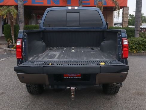 Used 2016 Ford F350 King Ranch w/ FX4 Off-Road Package AWD/4WD image 8