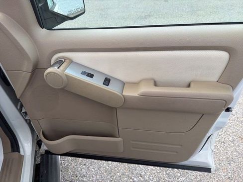 Used 2010 Mercury Mountaineer AWD image 18