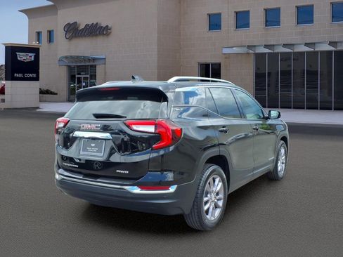 Used 2023 GMC Terrain SLT AWD/4WD image 5