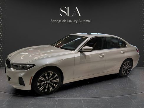 Used 2025 BMW 330i xDrive Sedan w/ Convenience Package AWD/4WD image 9