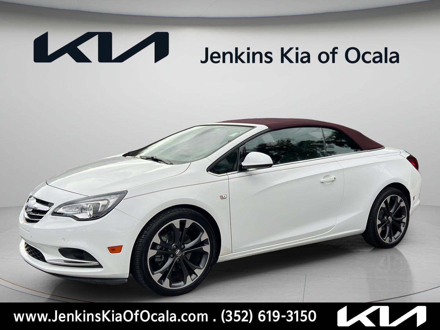 Used 2019 Buick Cascada Premium FWD image 3