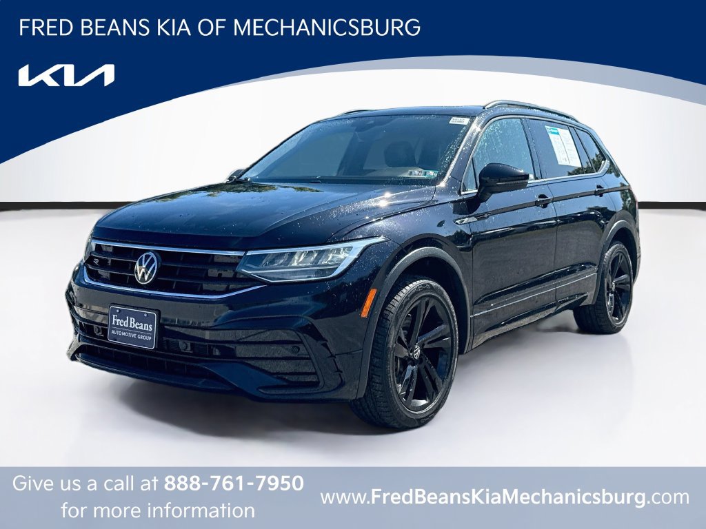 Used 2024 Volkswagen Tiguan SE R-Line AWD/4WD image 3