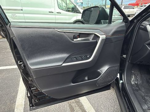 Used 2022 Toyota RAV4 Adventure AWD/4WD image 9