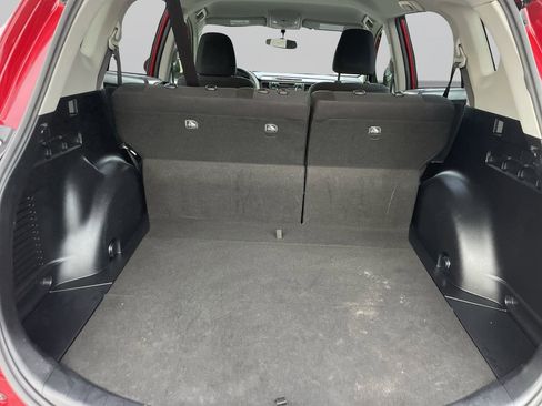 Used 2016 Toyota RAV4 LE FWD image 27