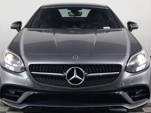 Used 2020 Mercedes-Benz SLC 300 image 2