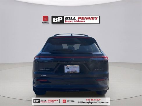 New 2026 Toyota Crown Signia image 4