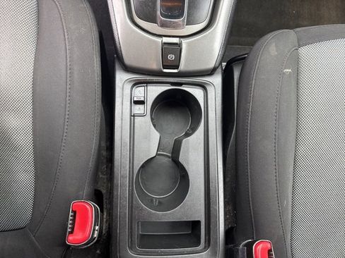 Used 2013 Chevrolet Captiva Sport LS image 22