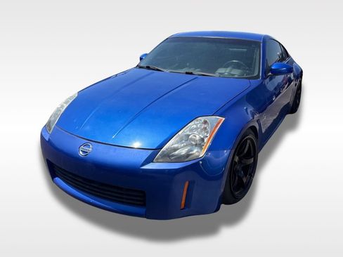 Used 2004 Nissan 350Z Coupe RWD image 1