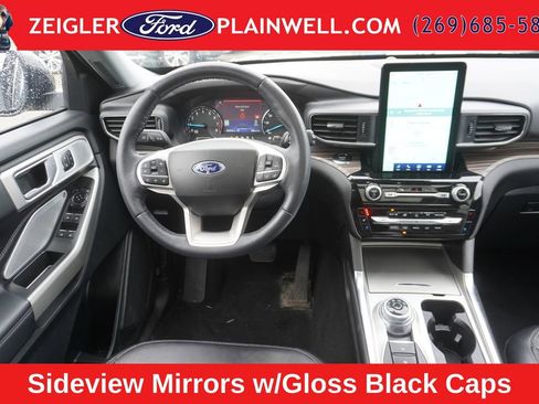 Used 2023 Ford Explorer Limited w/ Limited Technology Package AWD/4WD image 18