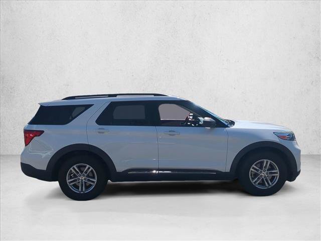 Used 2021 Ford Explorer XLT w/ Class III Trailer Tow Package RWD image 4