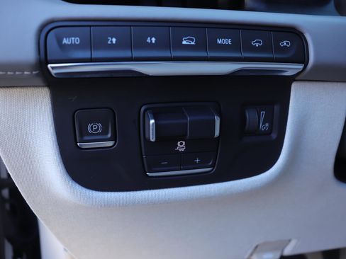 Used 2021 Cadillac Escalade Premium Luxury Platinum image 29