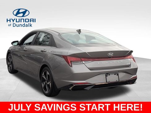 Used 2023 Hyundai Elantra Limited w/ Cargo Package FWD image 3