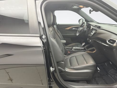 Used 2021 Chevrolet TrailBlazer ACTIV w/ Technology Package AWD/4WD image 18