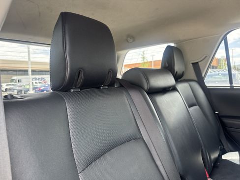Used 2016 Toyota 4Runner Limited AWD/4WD image 26