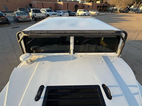 Used 2001 HUMMER H1 4-Door Hard Top image 21