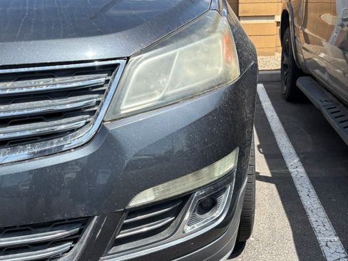 Used 2013 Chevrolet Traverse LTZ FWD image 8