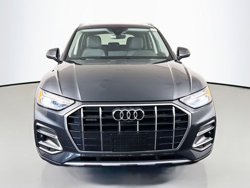 Used 2021 Audi Q5 2.0T Premium Plus w/ Premium Plus Package AWD/4WD image 2