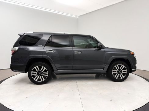 Used 2021 Toyota 4Runner Limited image 34