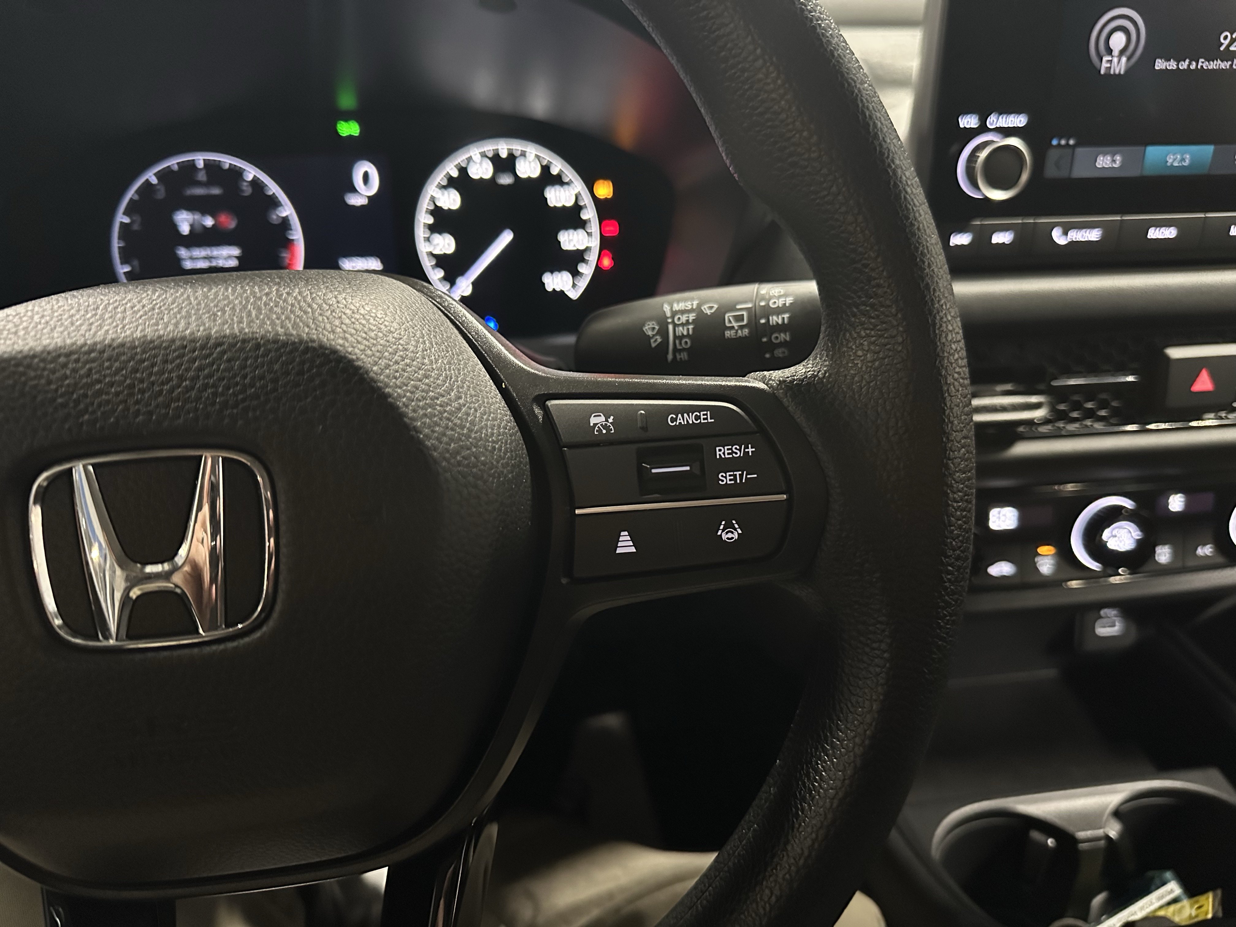 Used 2024 Honda HR-V LX image 12