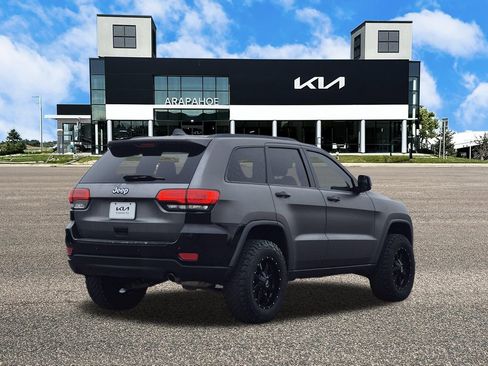 Used 2018 Jeep Grand Cherokee Limited image 5