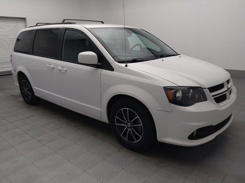 Used 2018 Dodge Grand Caravan GT FWD image 11