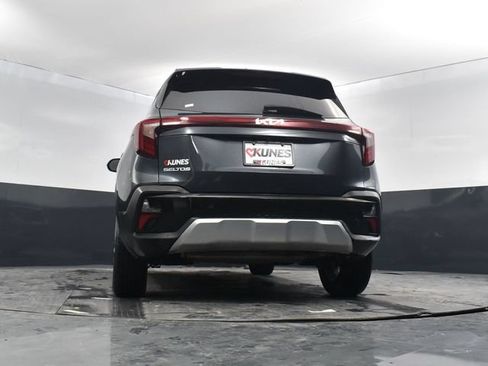 Used 2025 Kia Seltos S FWD image 48