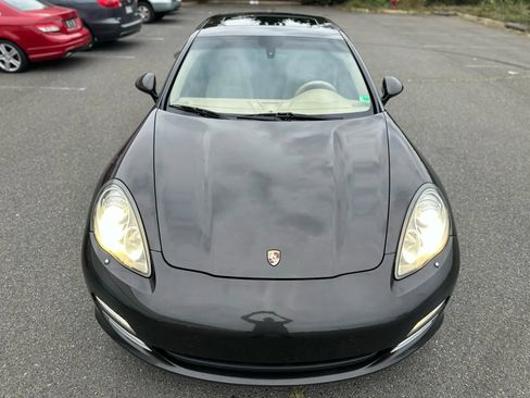 Used 2010 Porsche Panamera 4S image 4