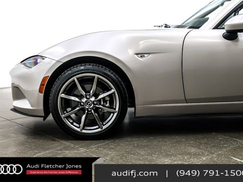 Used 2022 MAZDA MX-5 Miata RF Grand Touring w/ Weather Package image 8