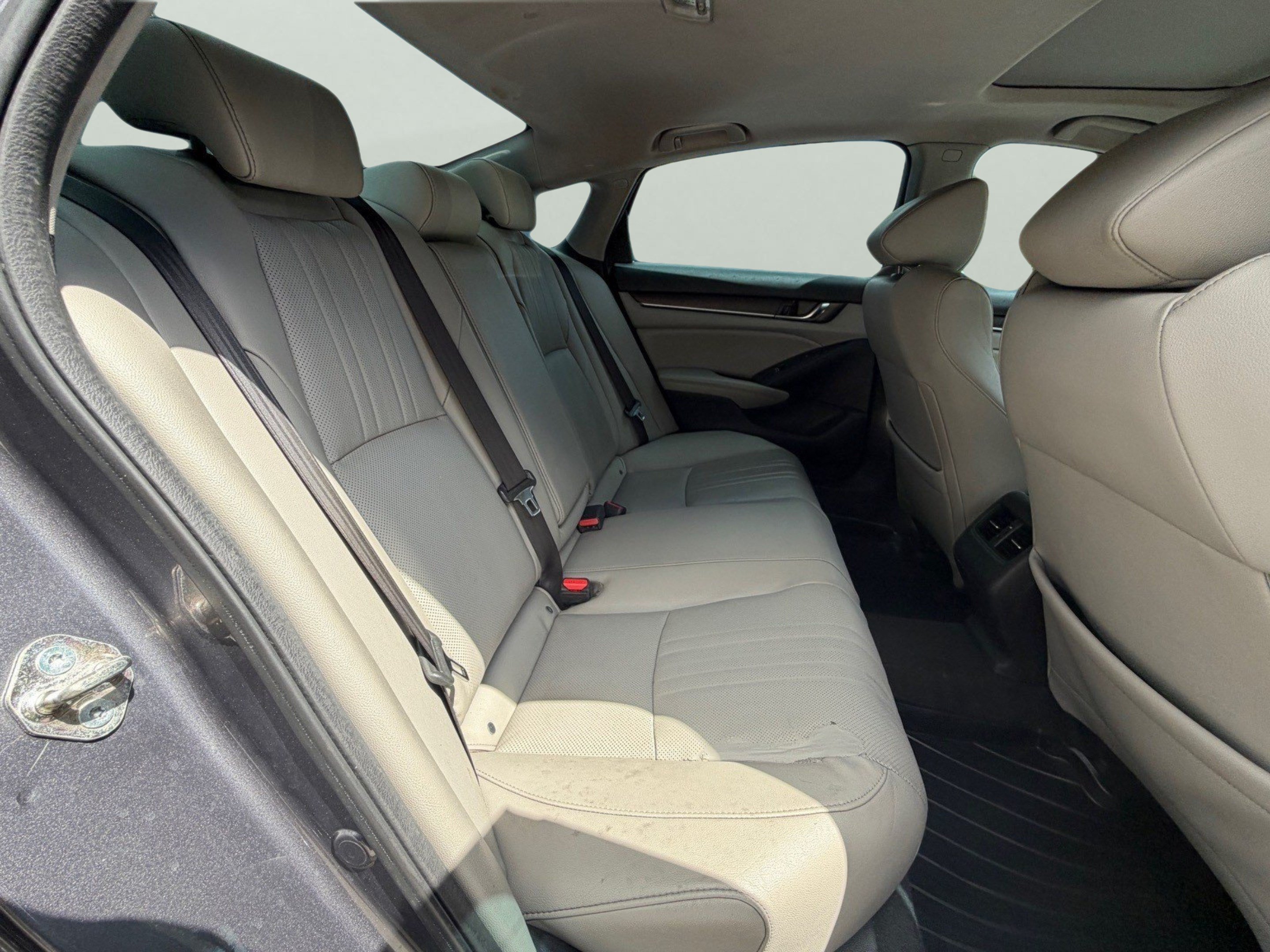 Used 2019 Honda Accord Touring image 24