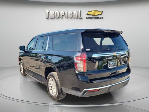 Used 2024 Chevrolet Suburban LT AWD/4WD image 2
