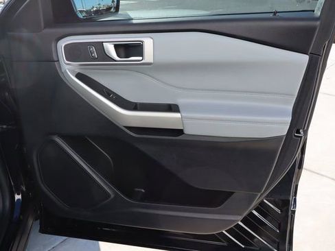 Used 2021 Ford Explorer XLT w/ Equipment Group 202A image 30