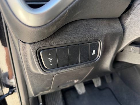 Used 2020 Kia Soul LX FWD image 14