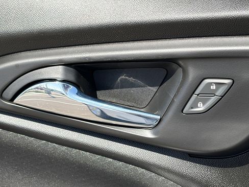 Used 2023 Chevrolet Malibu LS FWD image 18