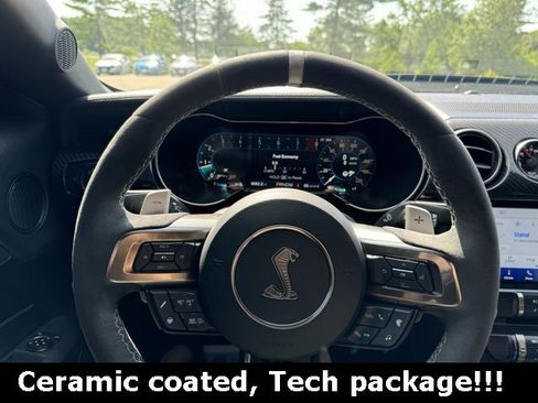 Used 2022 Ford Mustang Shelby GT500 w/ Technology Package image 48