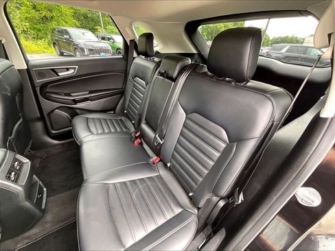 Used 2024 Ford Edge SEL AWD/4WD image 14