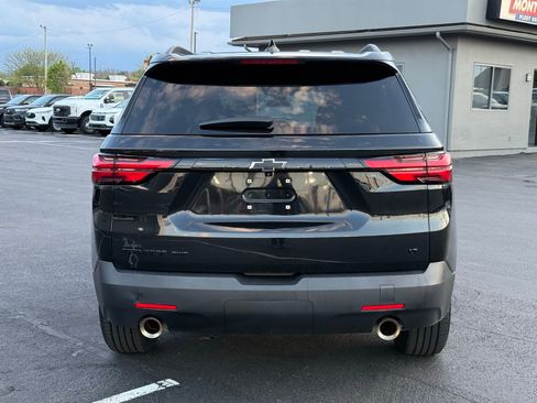 Used 2023 Chevrolet Traverse LT w/ Midnight/Sport Edition AWD/4WD image 4