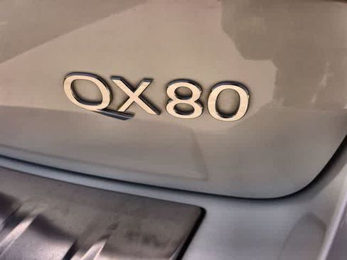 Used 2023 INFINITI QX80 Premium Select w/ Cargo Package AWD/4WD image 8