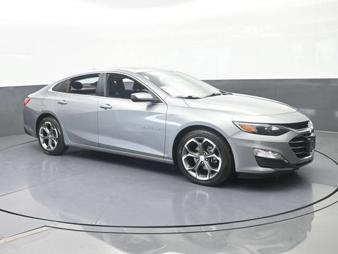 Used 2024 Chevrolet Malibu LT FWD image 8
