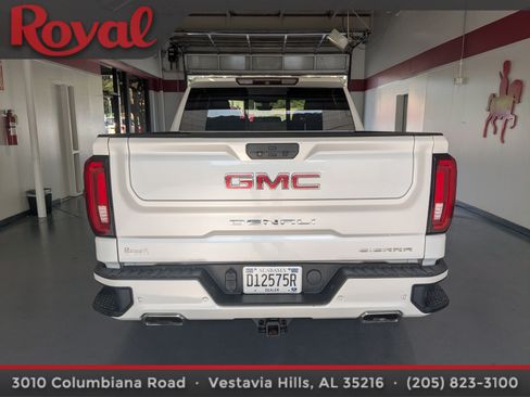 Used 2019 GMC Sierra 1500 Denali w/ Denali Ultimate Package AWD/4WD image 3