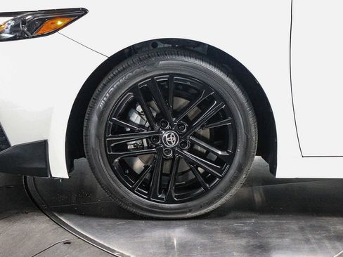 Certified 2025 Toyota Camry SE w/ Convenience Package FWD image 10